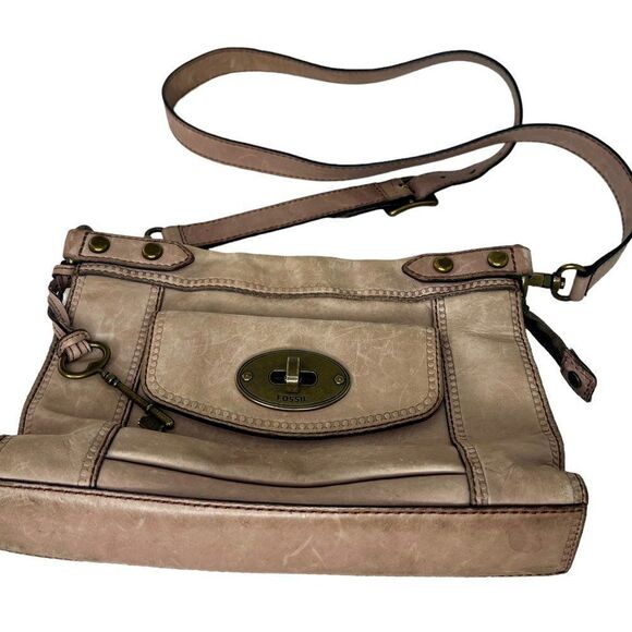 Fossil Beige Leather Medium Sized Shoulder / Crossbody Bag with Key Keychain - Picture 5 of 9